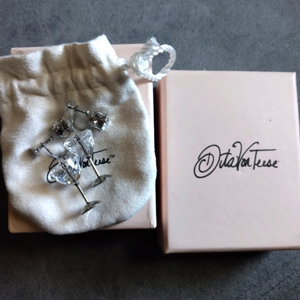 Dita von teese champagne earrings. Screw back
